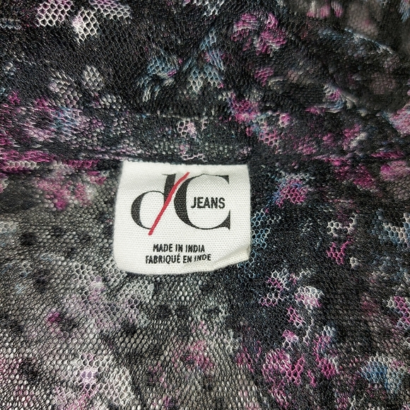 😺 DC Jeans Sheer Mesh Floral Top Sheer. Sexy and Fun - Picture 2 of 5